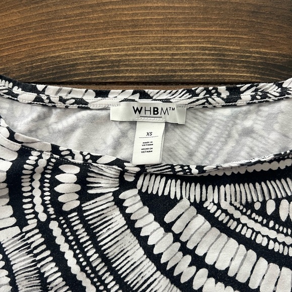WHBM Printed Ruched Tee - Picture 3 of 6